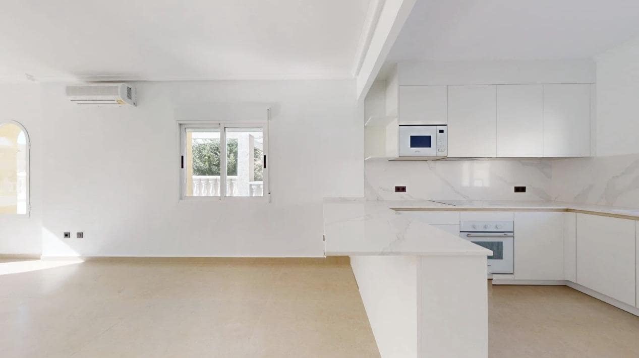 Chalet de 2 habitaciones en Algorfa en venta con piscina garaje - 242.900 € (Ref: 9535997)