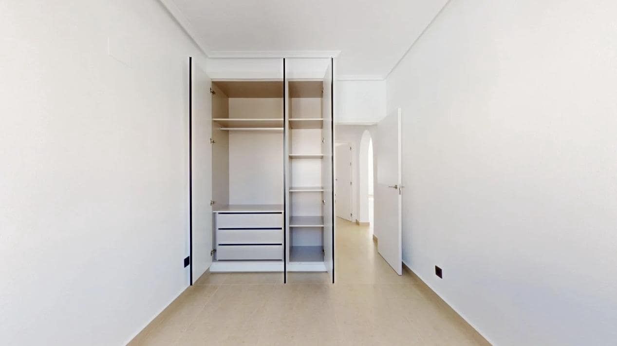 Chalet de 2 habitaciones en Algorfa en venta con piscina garaje - 242.900 € (Ref: 9535997)