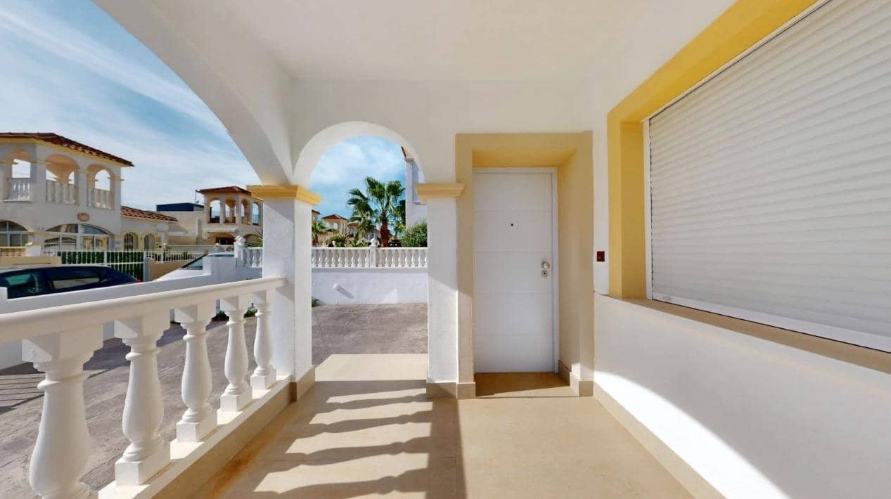 Chalet de 2 habitaciones en Algorfa en venta con piscina garaje - 242.900 € (Ref: 9535997)