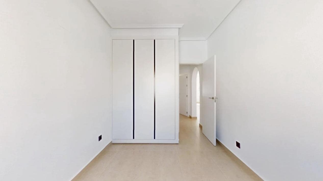 Chalet de 2 habitaciones en Algorfa en venta con piscina garaje - 242.900 € (Ref: 9535997)