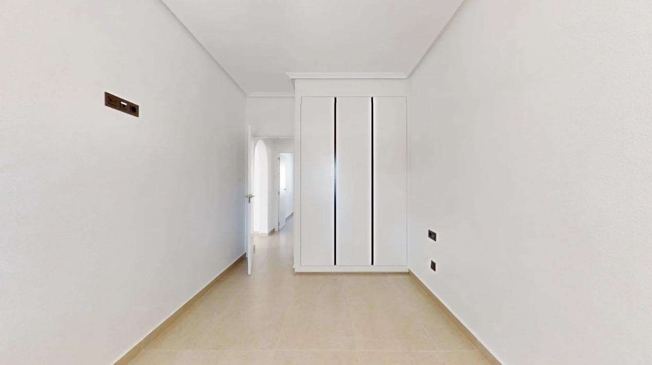 Chalet de 2 habitaciones en Algorfa en venta con piscina garaje - 242.900 € (Ref: 9535997)