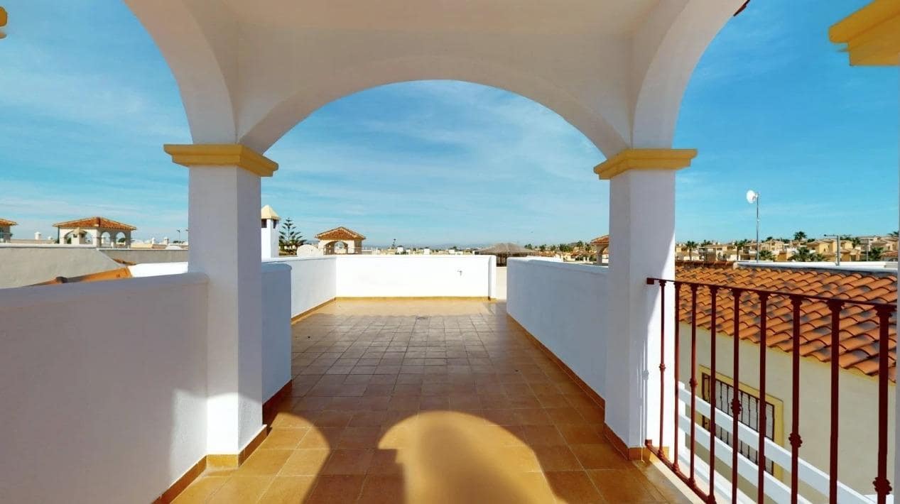 Chalet de 2 habitaciones en Algorfa en venta con piscina garaje - 242.900 € (Ref: 9535997)