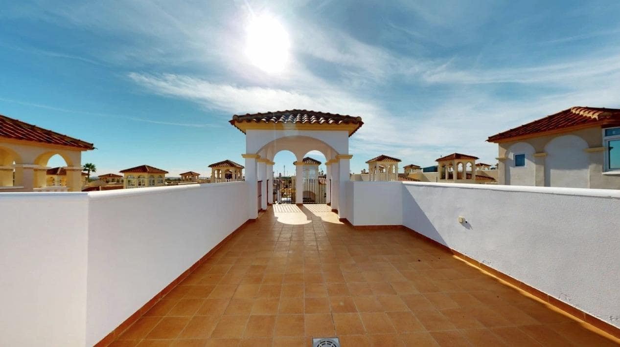 Chalet de 2 habitaciones en Algorfa en venta con piscina garaje - 242.900 € (Ref: 9535997)