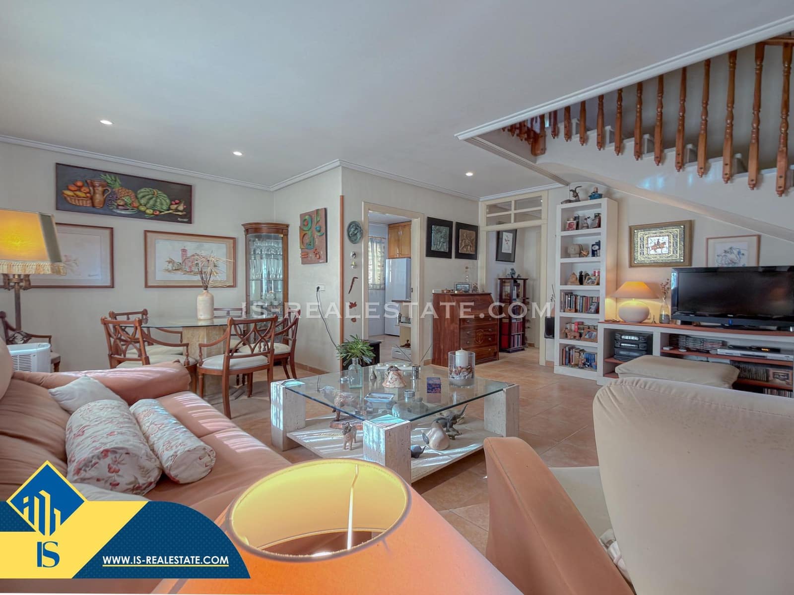 Chalet de 4 habitaciones en Torrevieja en venta con piscina - 329.900 € (Ref: 9536000)