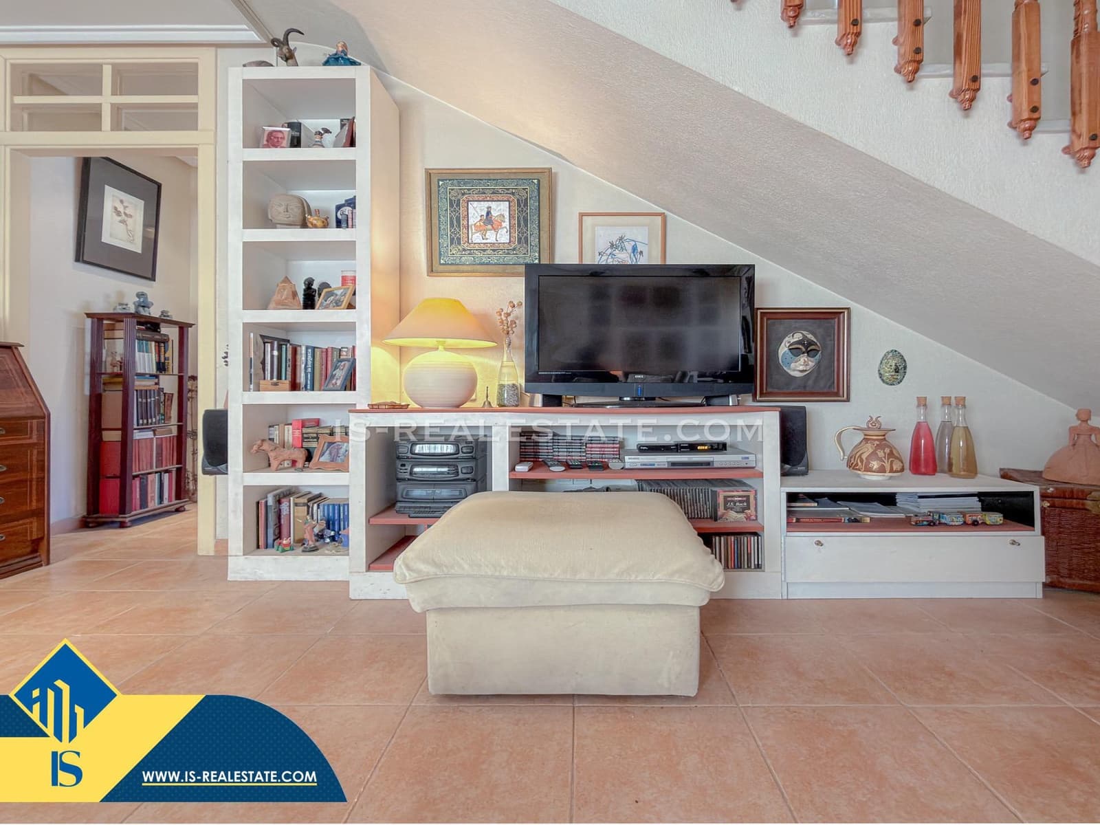 Chalet de 4 habitaciones en Torrevieja en venta con piscina - 329.900 € (Ref: 9536000)