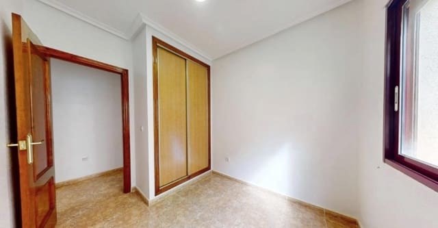 2 makuuhuone Kattohuoneisto myytävänä paikassa Campoamor, Orihuela mukana uima-altaan 
autotalli - 184 900 € (Ref: 9536802)