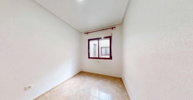 2 makuuhuone Kattohuoneisto myytävänä paikassa Campoamor, Orihuela mukana uima-altaan 
autotalli - 184 900 € (Ref: 9536802)