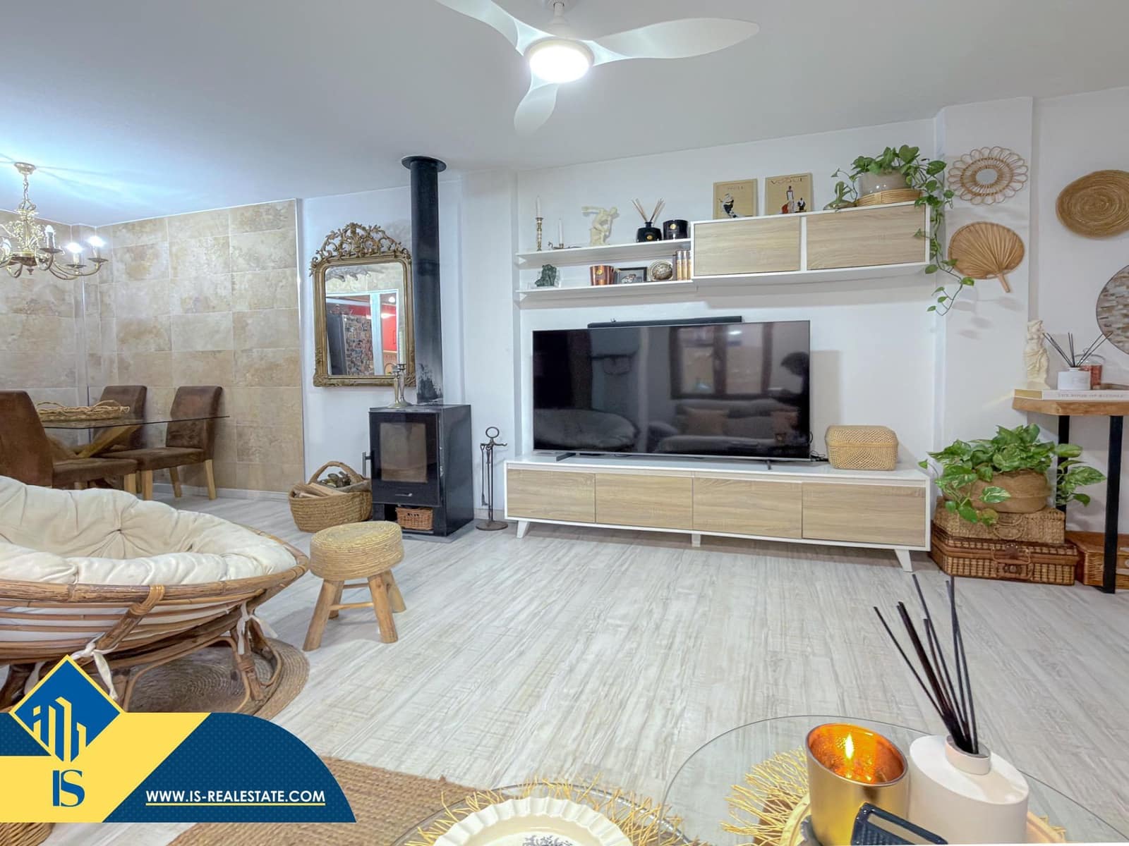 3 soverom Kjedet enebolig til salgs i Torrevieja med svømmebasseng - € 189 900 (Ref: 9543721)