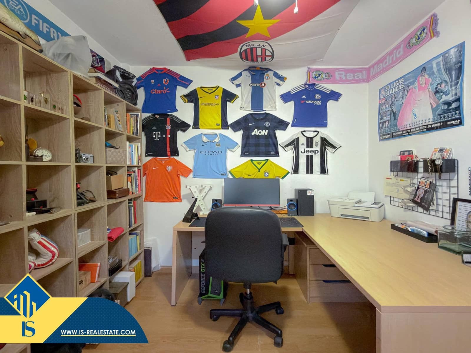 3 soverom Kjedet enebolig til salgs i Torrevieja med svømmebasseng - € 189 900 (Ref: 9543721)