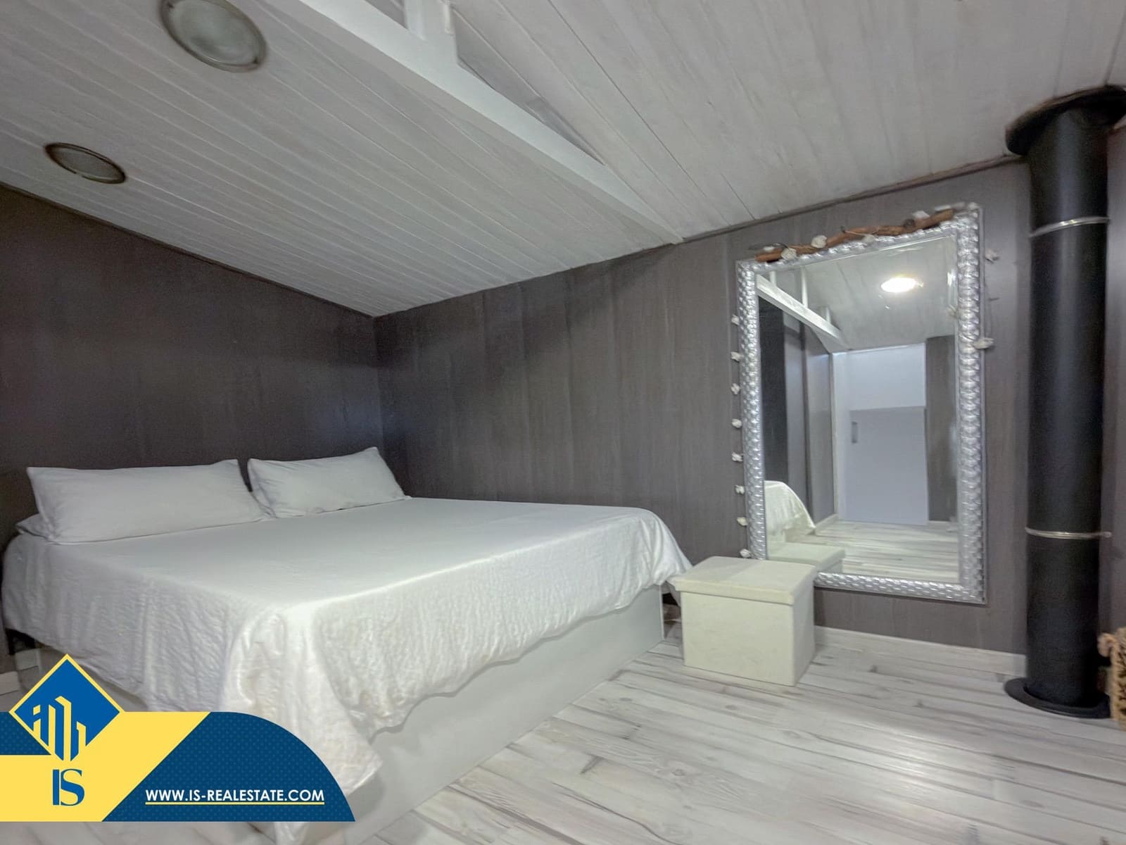 3 soverom Kjedet enebolig til salgs i Torrevieja med svømmebasseng - € 189 900 (Ref: 9543721)