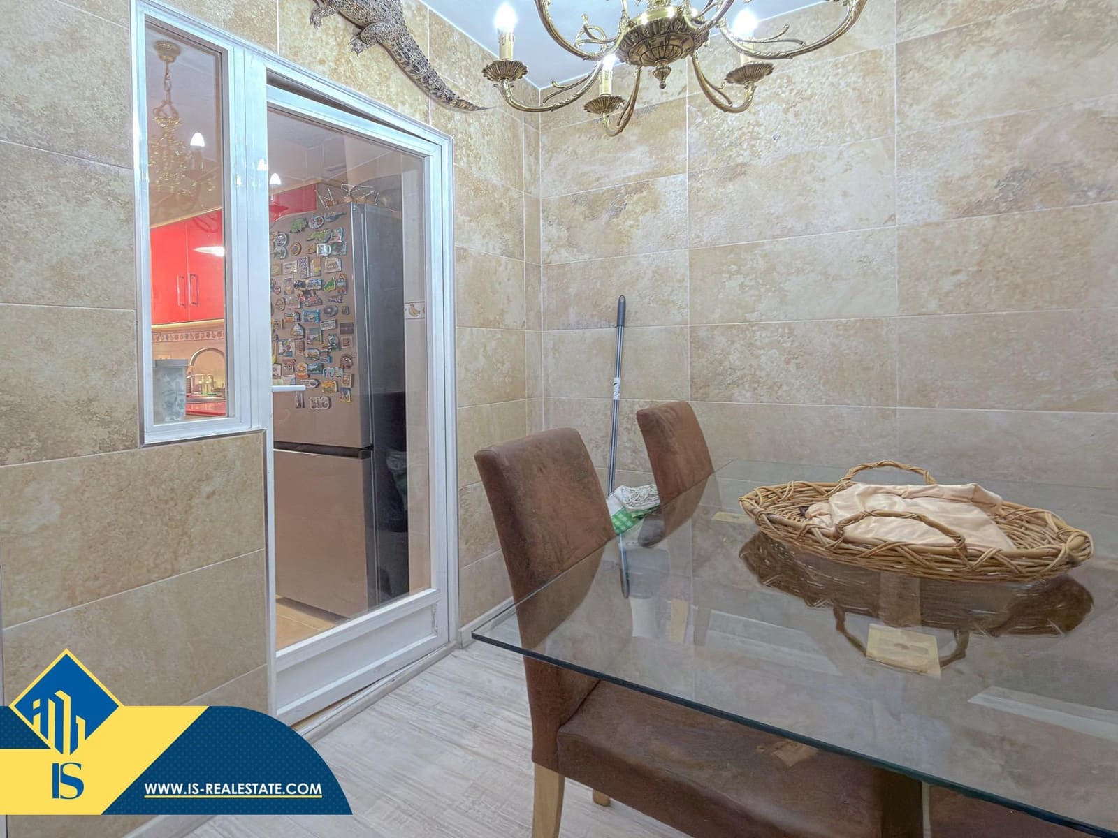 3 soverom Kjedet enebolig til salgs i Torrevieja med svømmebasseng - € 189 900 (Ref: 9543721)