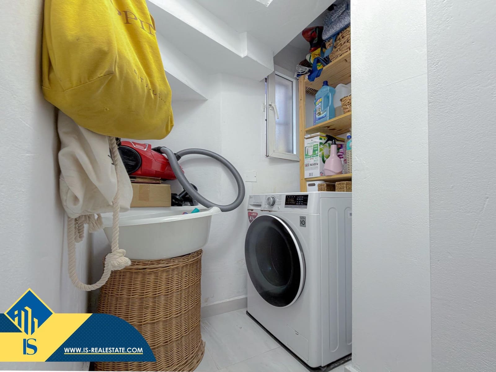 3 soverom Kjedet enebolig til salgs i Torrevieja med svømmebasseng - € 189 900 (Ref: 9543721)