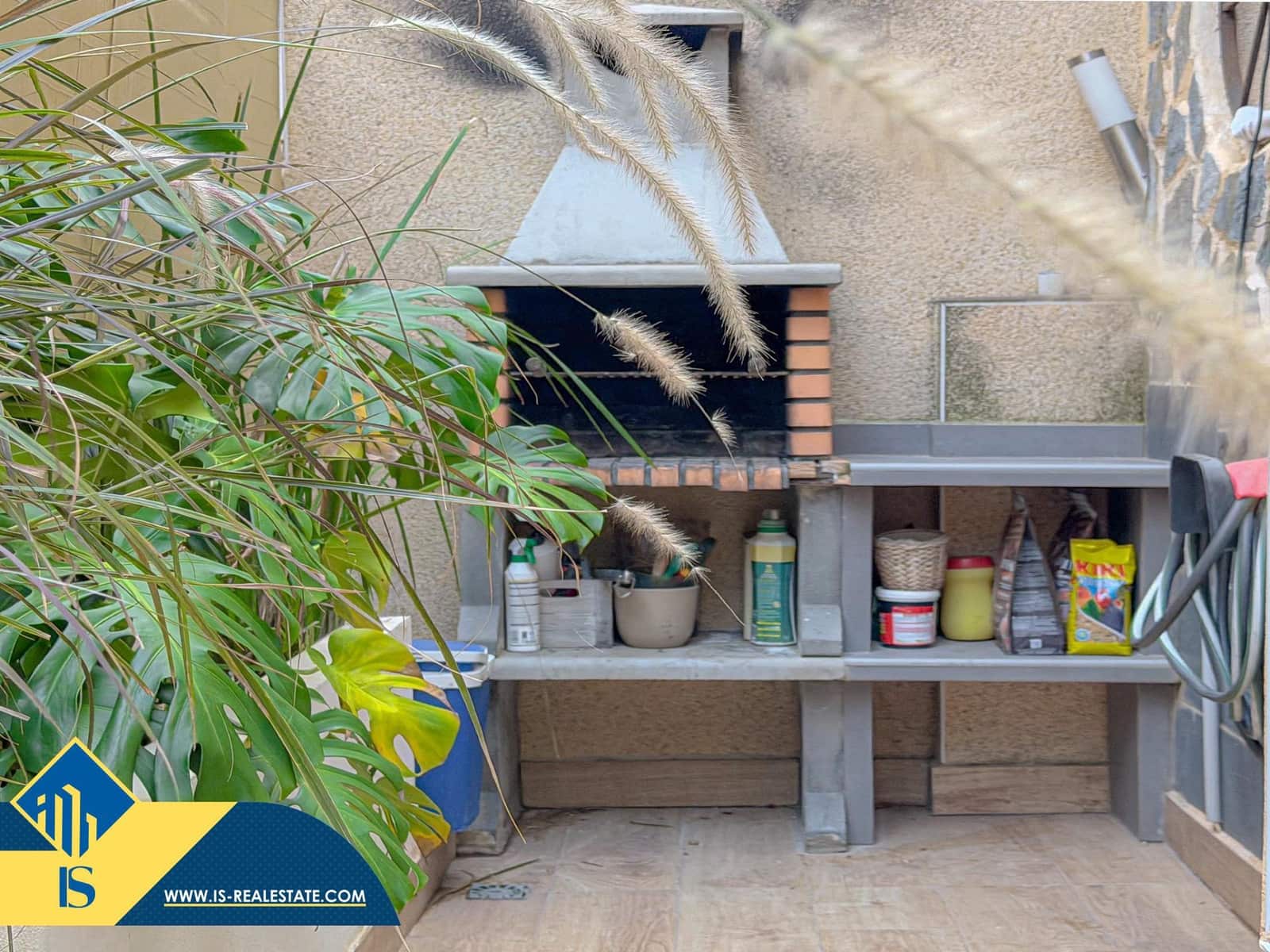 3 soverom Kjedet enebolig til salgs i Torrevieja med svømmebasseng - € 189 900 (Ref: 9543721)