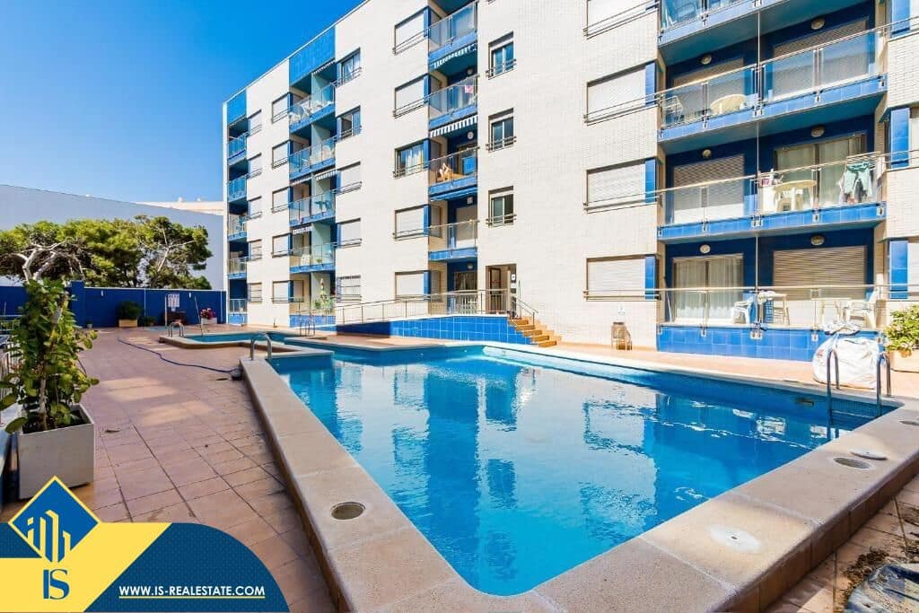 1 sypialnia Apartament na sprzedaż w Torrevieja z basenem garażem - 169 900 € (Ref: 9548282)