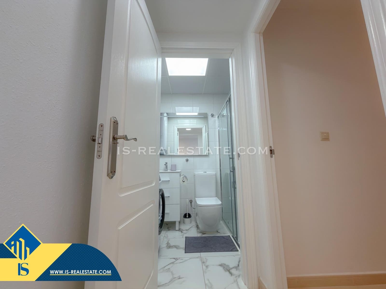 1 sypialnia Apartament na sprzedaż w Torrevieja z basenem garażem - 169 900 € (Ref: 9548282)