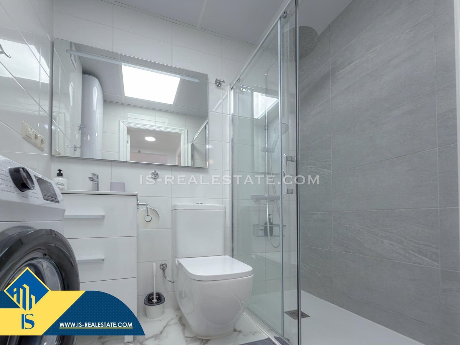 1 sypialnia Apartament na sprzedaż w Torrevieja z basenem garażem - 169 900 € (Ref: 9548282)