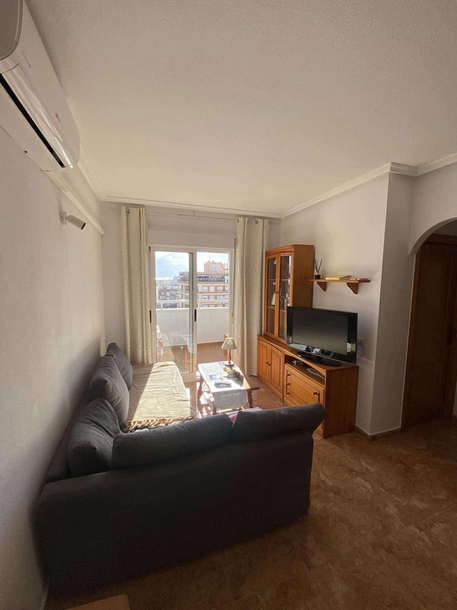 2 soverom Leilighet til salgs i Torrevieja med svømmebasseng - € 129 000 (Ref: 9551604)