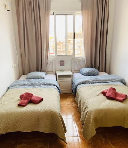 2 soverom Leilighet til salgs i Centro, Torrevieja med svømmebasseng - € 129 000 (Ref: 9551604)