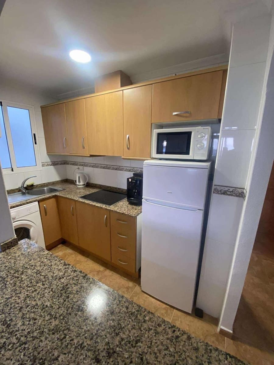 2 soverom Leilighet til salgs i Torrevieja med svømmebasseng - € 129 000 (Ref: 9551604)