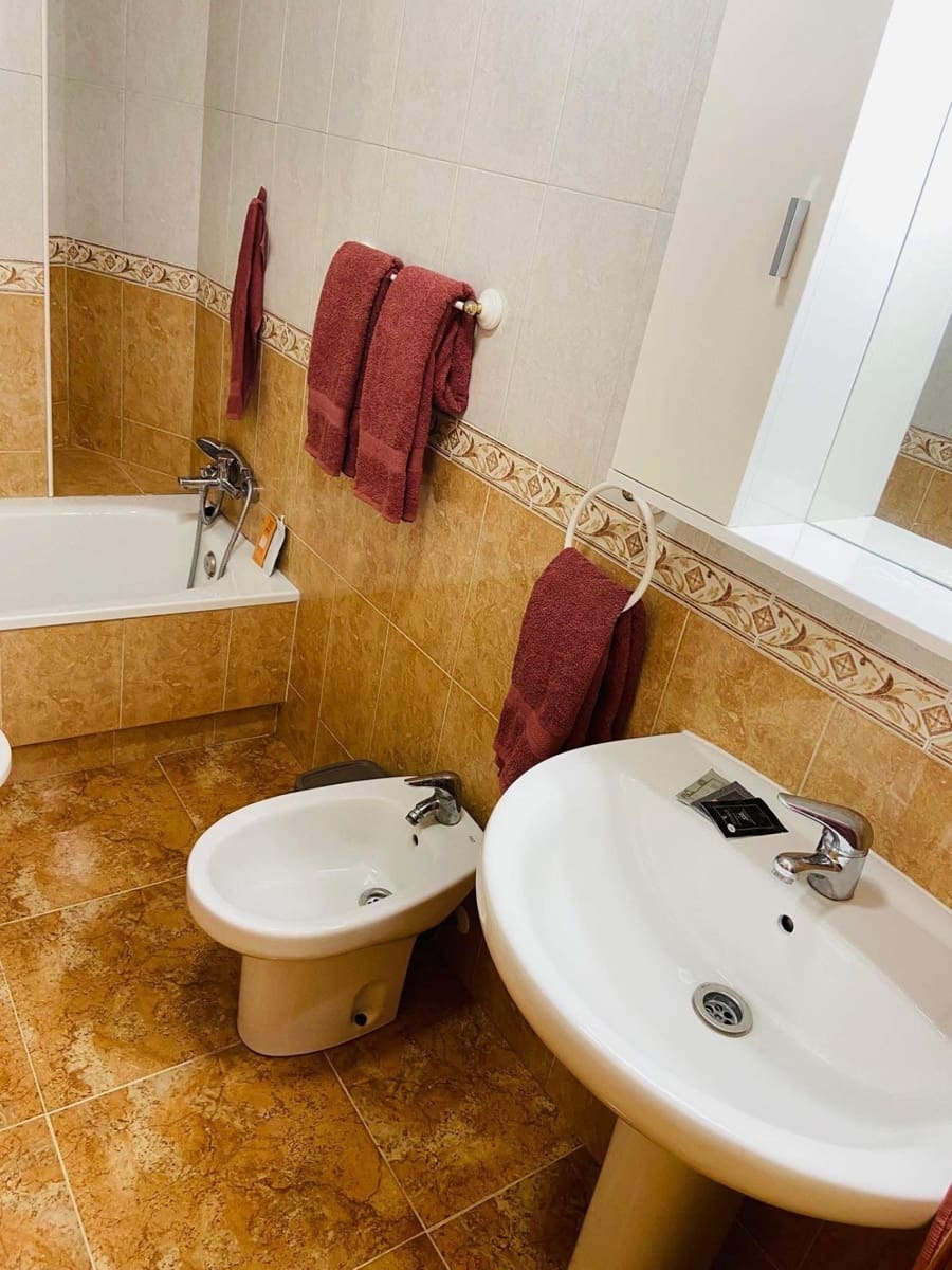 2 soverom Leilighet til salgs i Torrevieja med svømmebasseng - € 129 000 (Ref: 9551604)