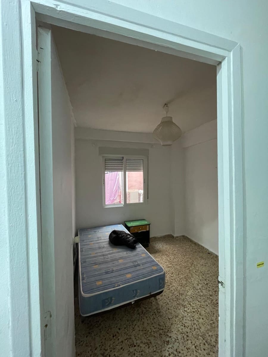 Apartamento de 3 habitaciones en Torrevieja en venta - 99.900 € (Ref: 9557958)