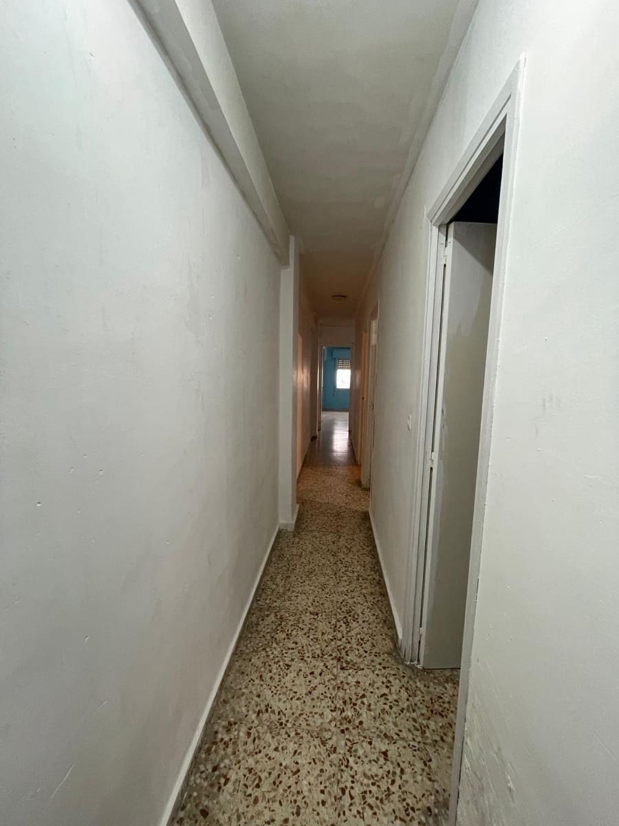 Apartamento de 3 habitaciones en Torrevieja en venta - 99.900 € (Ref: 9557958)