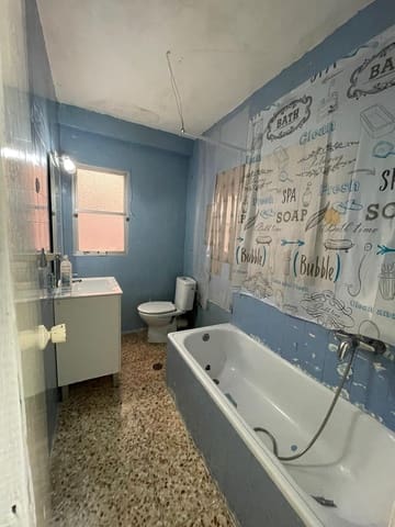 3 soverom Leilighet til salgs i Centro, Torrevieja - € 99 900 (Ref: 9557958)