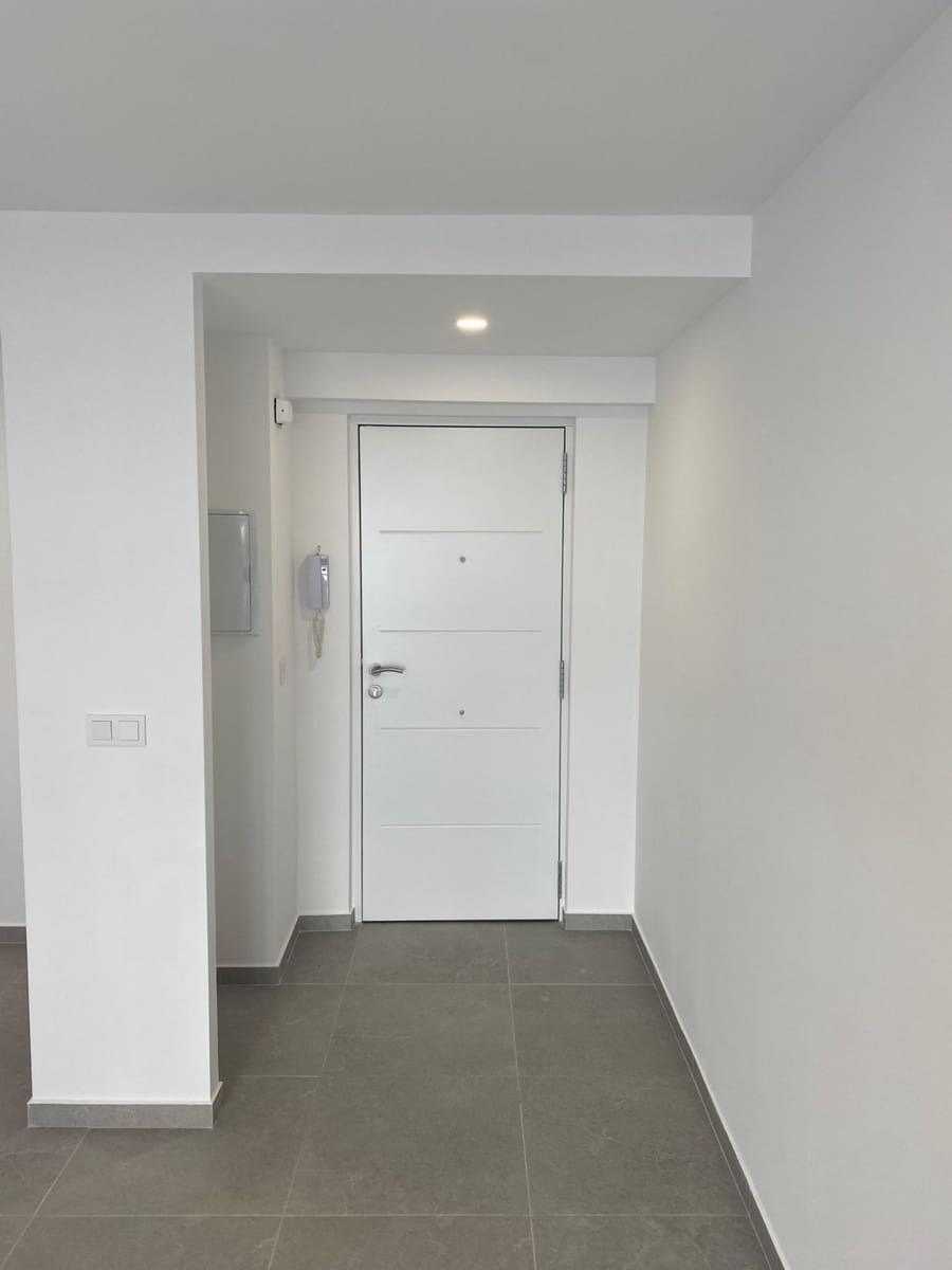 2 sovrum Takvåning till salu i Torrevieja - 205 000 € (Ref: 9558686)