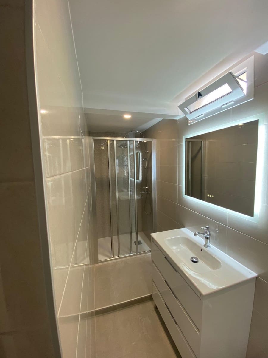 2 sovrum Takvåning till salu i Torrevieja - 205 000 € (Ref: 9558686)