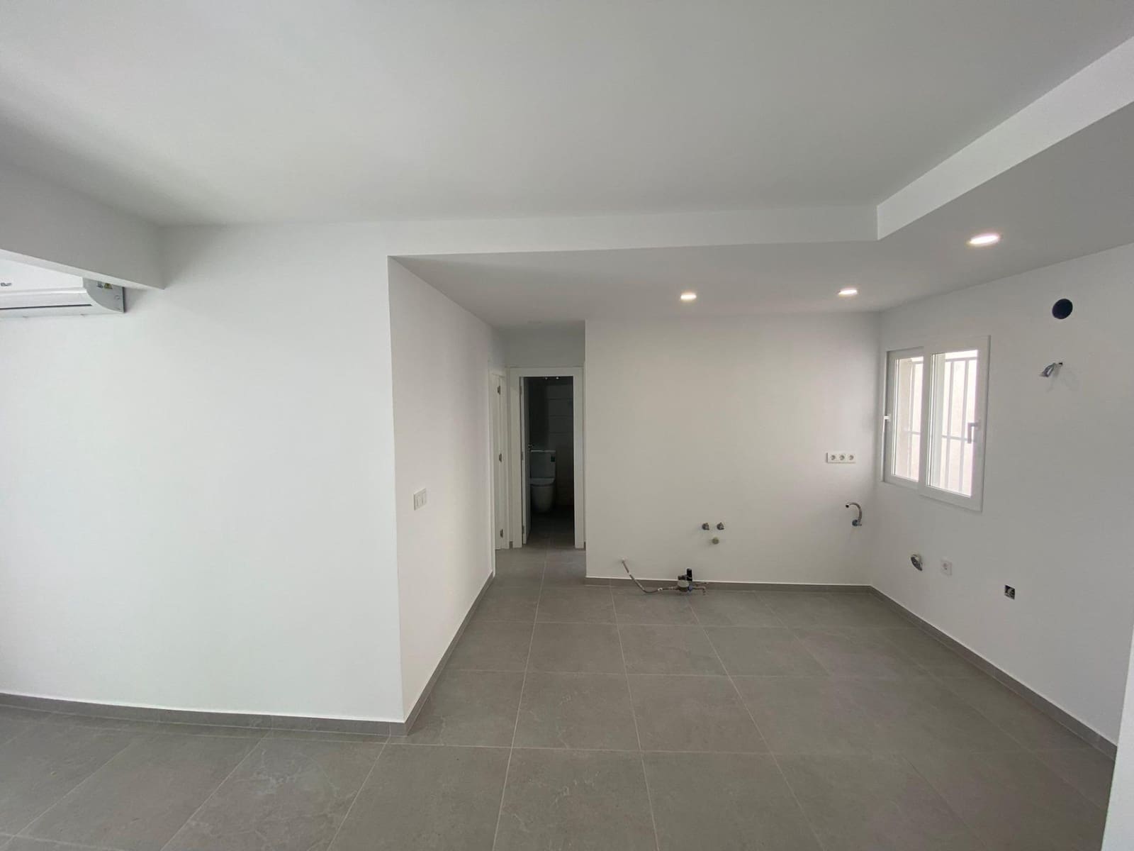 2 sovrum Takvåning till salu i Torrevieja - 205 000 € (Ref: 9558686)