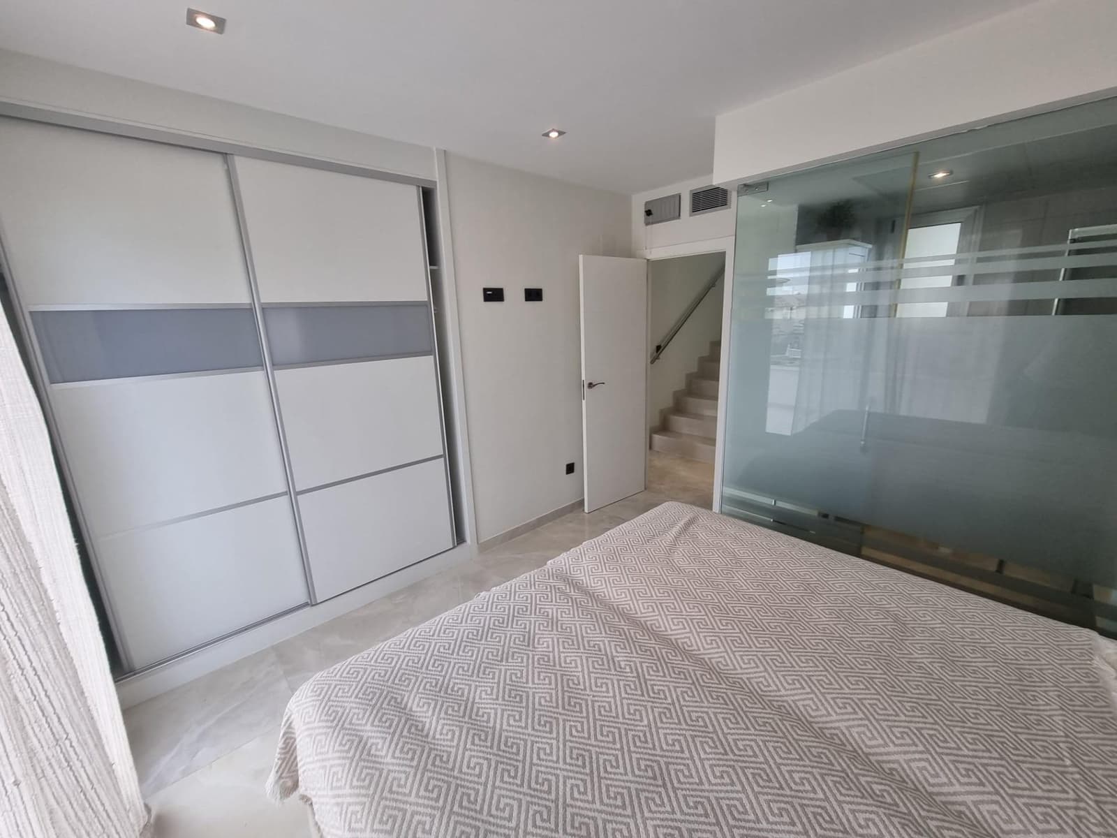 3 Zimmer Villa zu verkaufen in Orihuela Costa mit Pool - 389.000 € (Ref: 9558687)