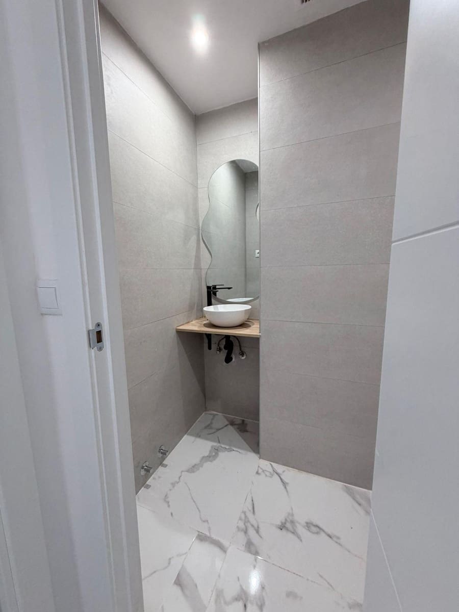 3 sypialnia Apartament na sprzedaż w Torrevieja - 219 000 € (Ref: 9558688)