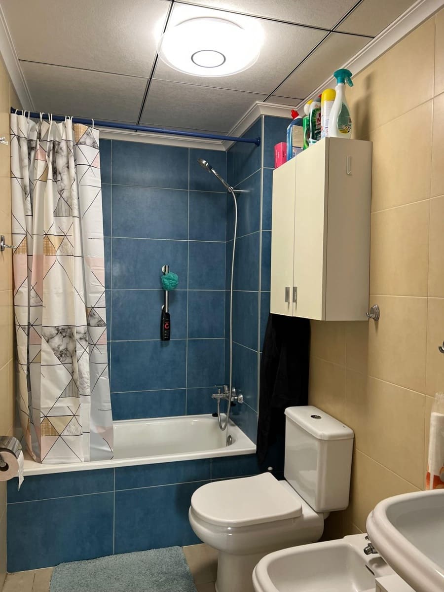 4 sypialnia Willa na sprzedaż w Torrevieja z basenem garażem - 479 900 € (Ref: 9558689)