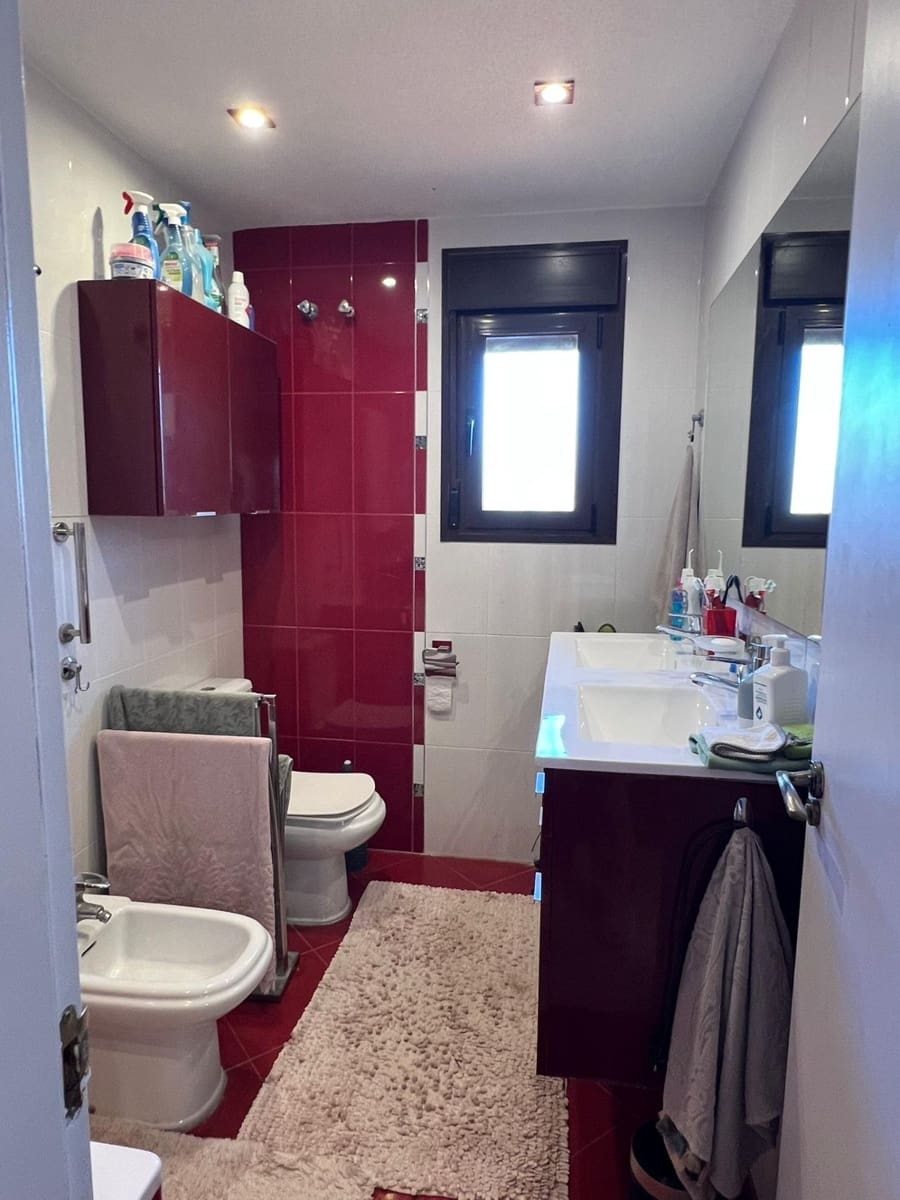 4 sypialnia Willa na sprzedaż w Torrevieja z basenem garażem - 479 900 € (Ref: 9558689)