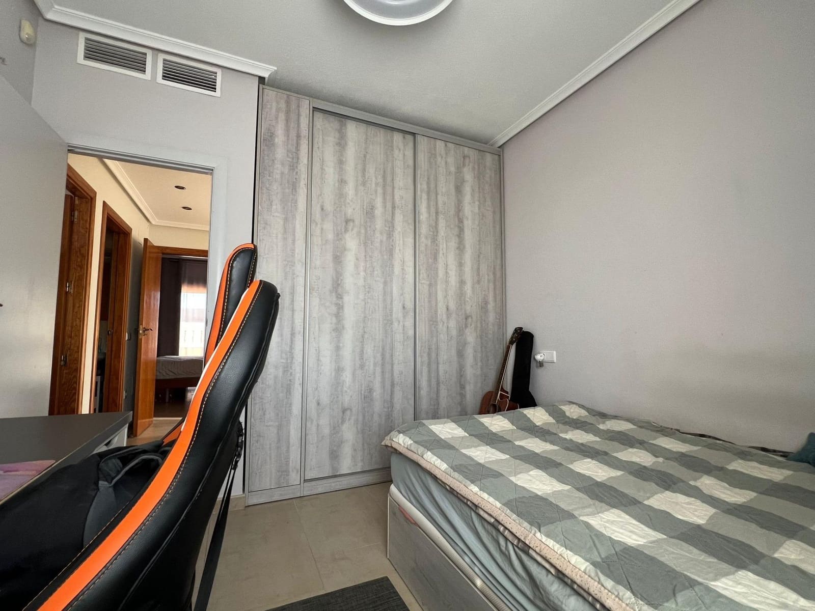 4 sypialnia Willa na sprzedaż w Torrevieja z basenem garażem - 479 900 € (Ref: 9558689)