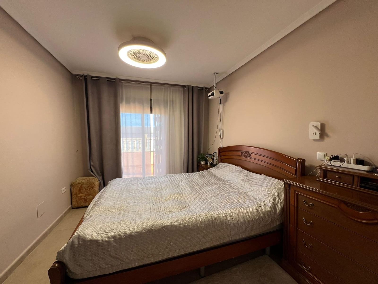 4 sypialnia Willa na sprzedaż w Torrevieja z basenem garażem - 479 900 € (Ref: 9558689)