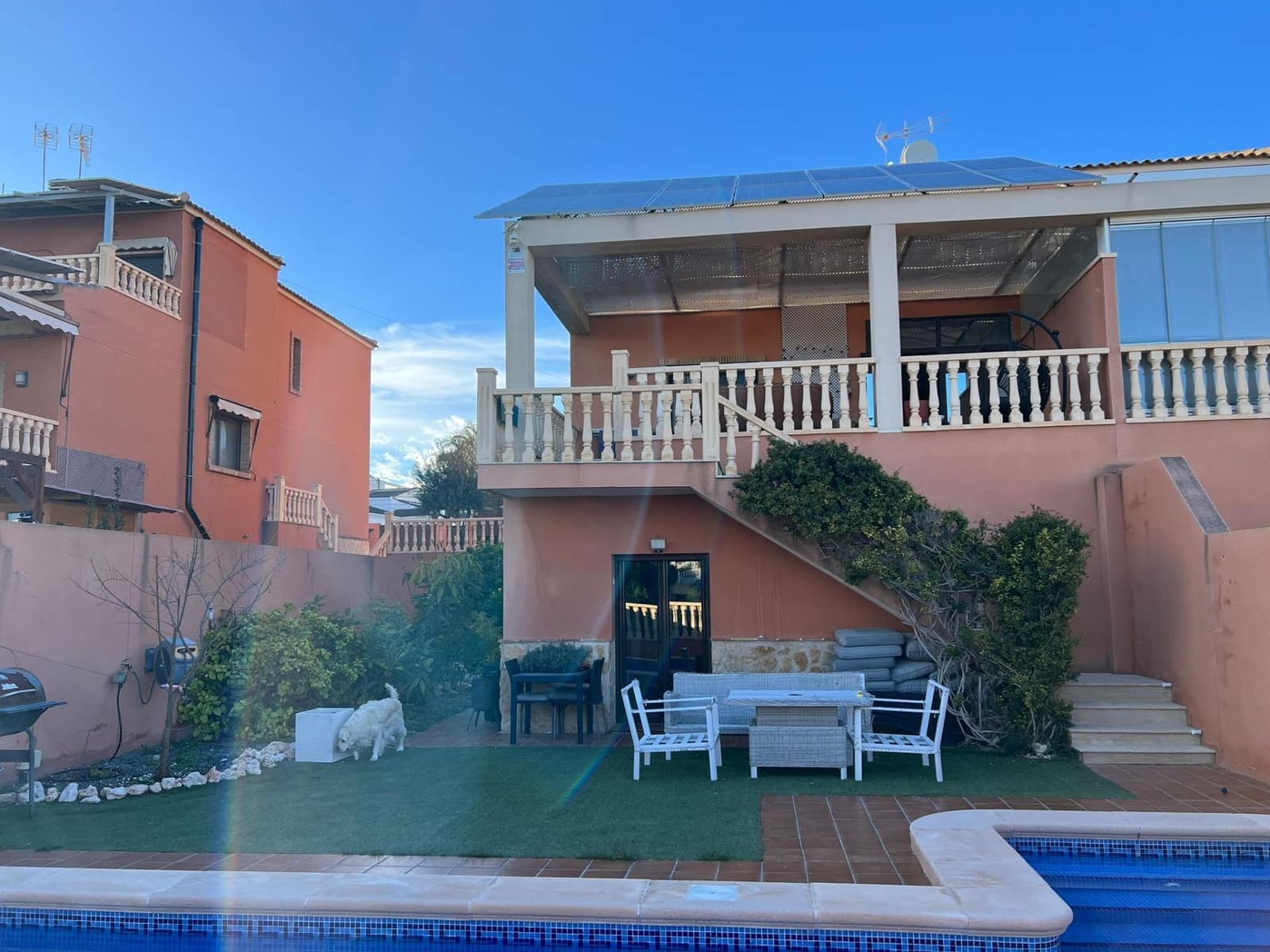 4 sypialnia Willa na sprzedaż w Torrevieja z basenem garażem - 479 900 € (Ref: 9558689)