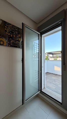 3 soveværelse Rækkehus til salg i Aguas Nuevas, Torrevieja med swimmingpool - € 350.000 (Ref: 9571228)