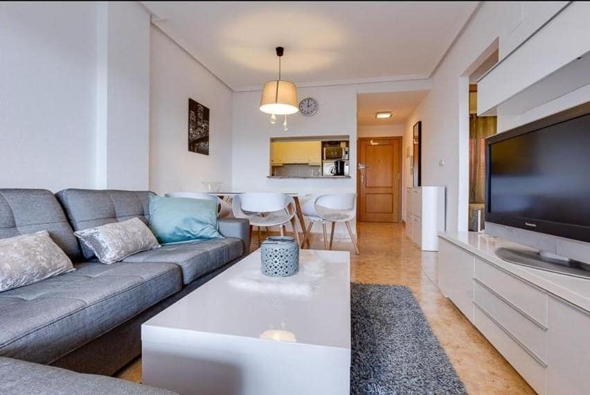 2 soverom Leilighet til salgs i Torrevieja med svømmebasseng - € 173 000 (Ref: 9571230)