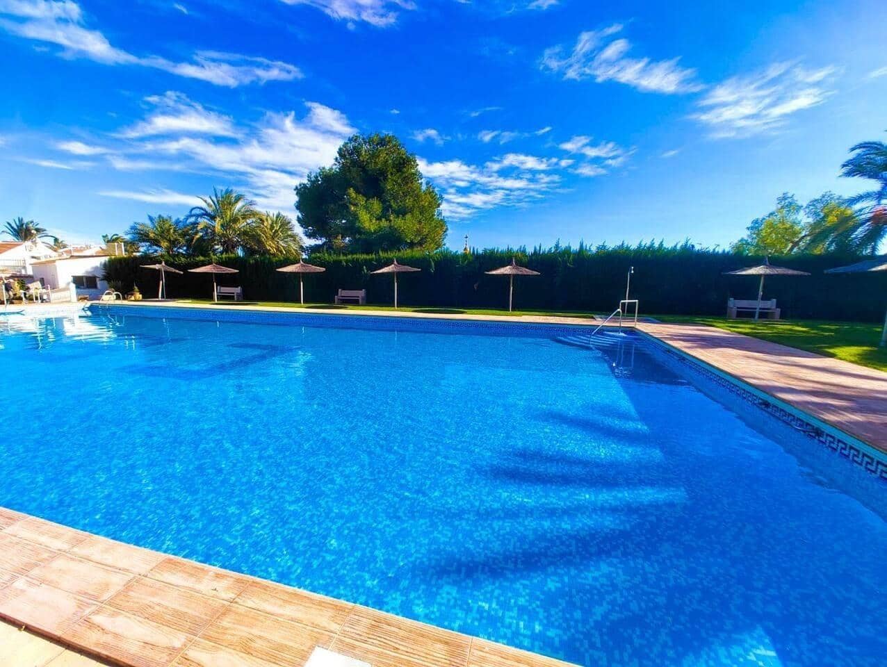 1 soverom Leilighet til salgs i Torrevieja med svømmebasseng - € 122 900 (Ref: 9571234)