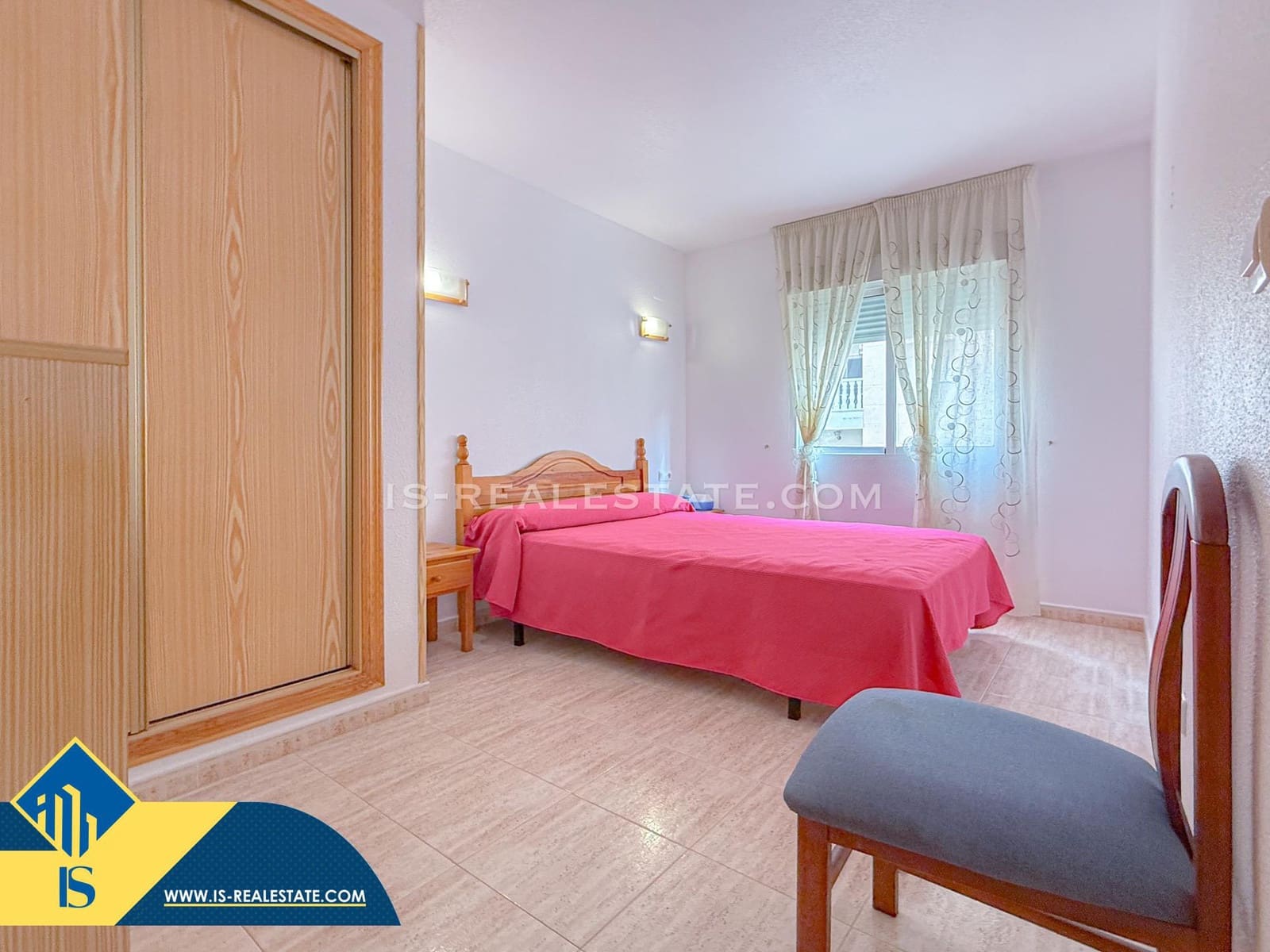 2 Zimmer Apartment zu verkaufen in Torrevieja mit Pool Garage - 139.900 € (Ref: 9578771)