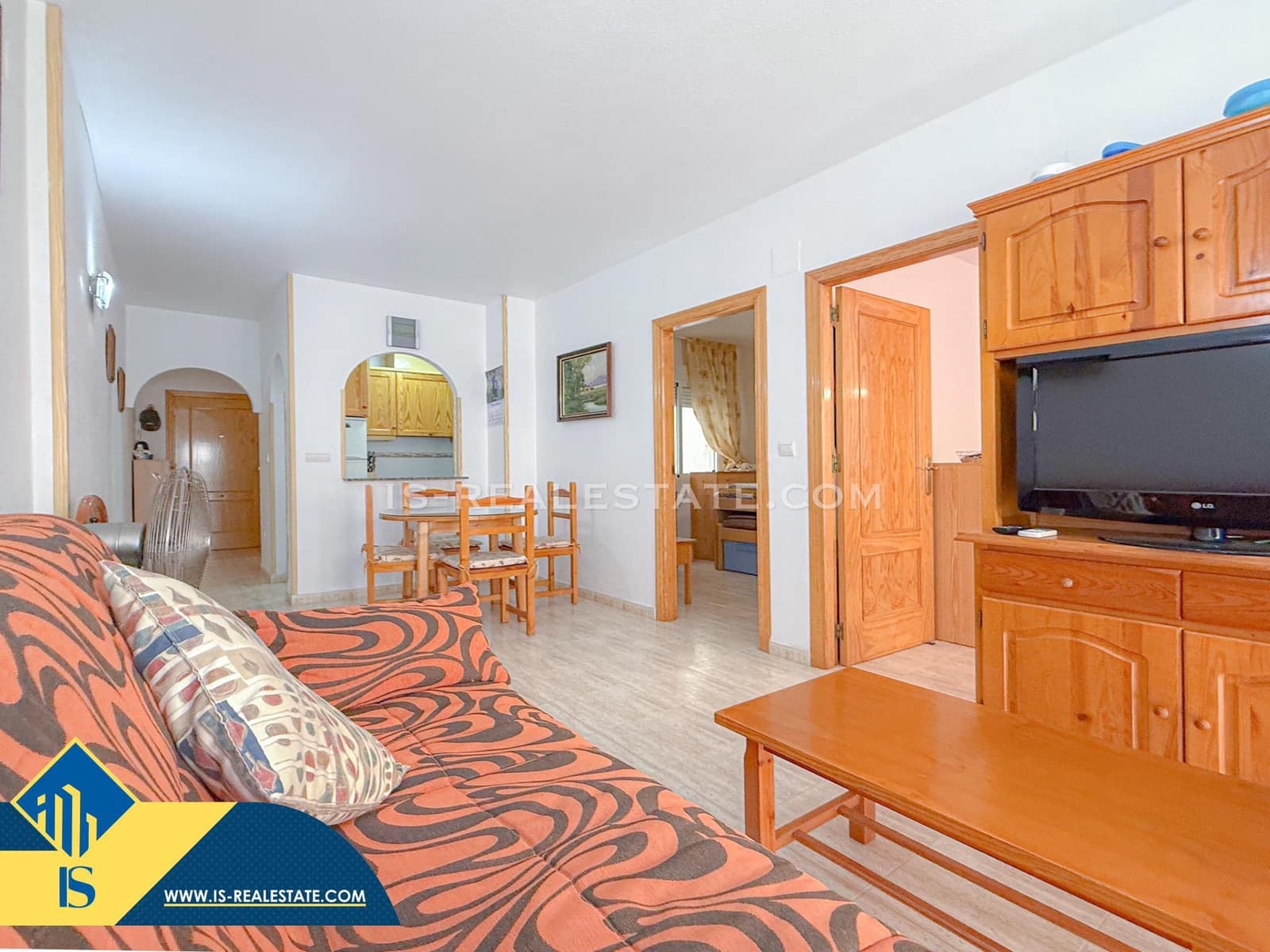 2 Zimmer Apartment zu verkaufen in Torrevieja mit Pool Garage - 139.900 € (Ref: 9578771)