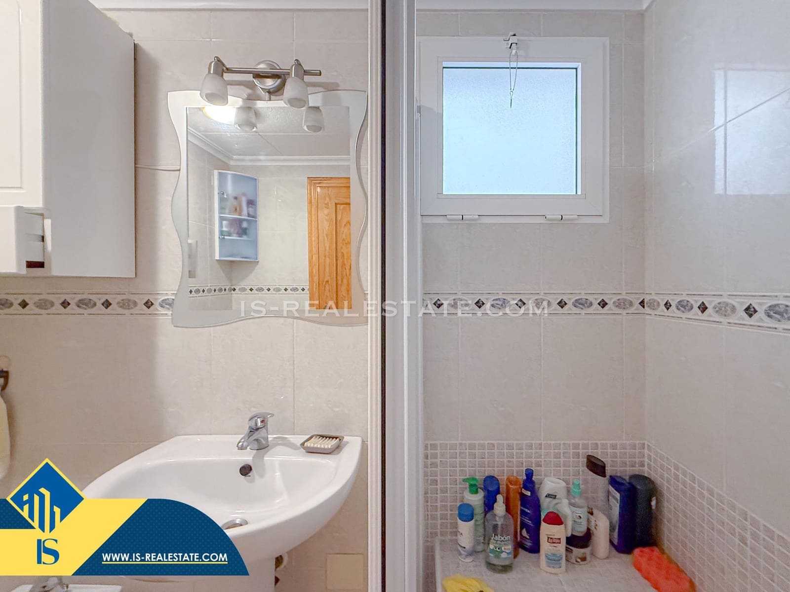 2 Zimmer Apartment zu verkaufen in Torrevieja mit Pool Garage - 139.900 € (Ref: 9578771)