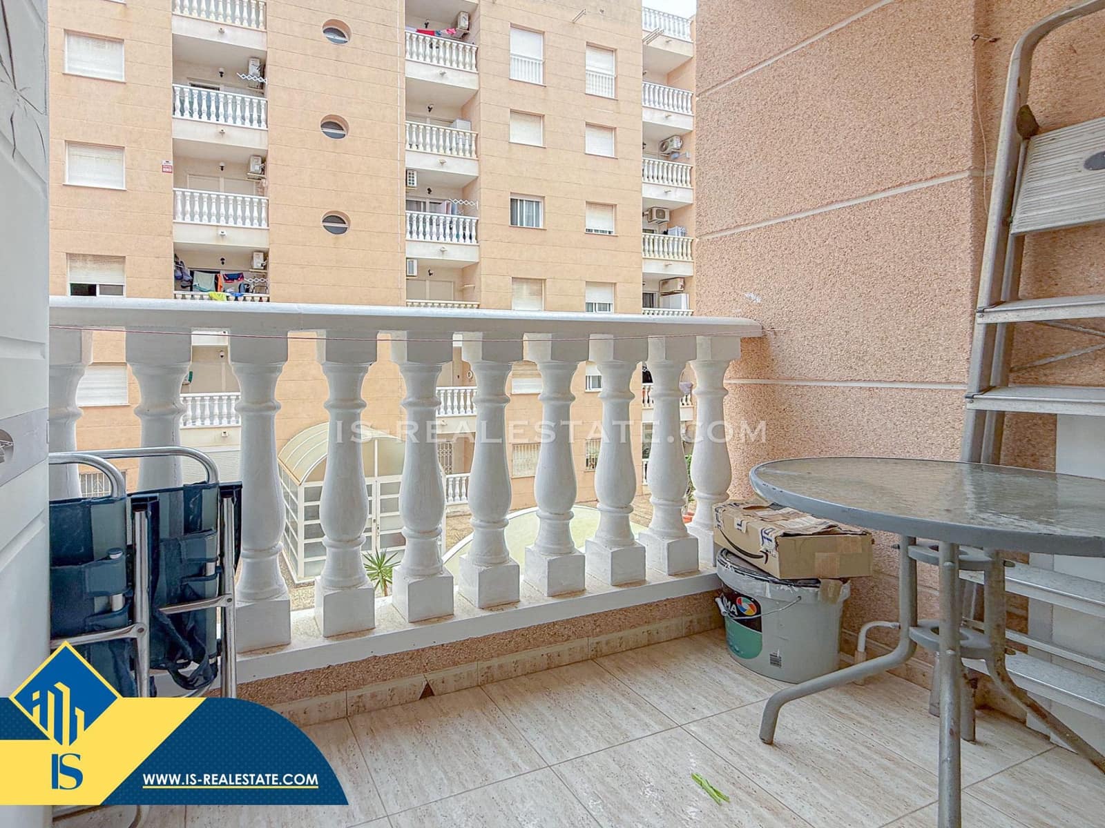 2 Zimmer Apartment zu verkaufen in Torrevieja mit Pool Garage - 139.900 € (Ref: 9578771)