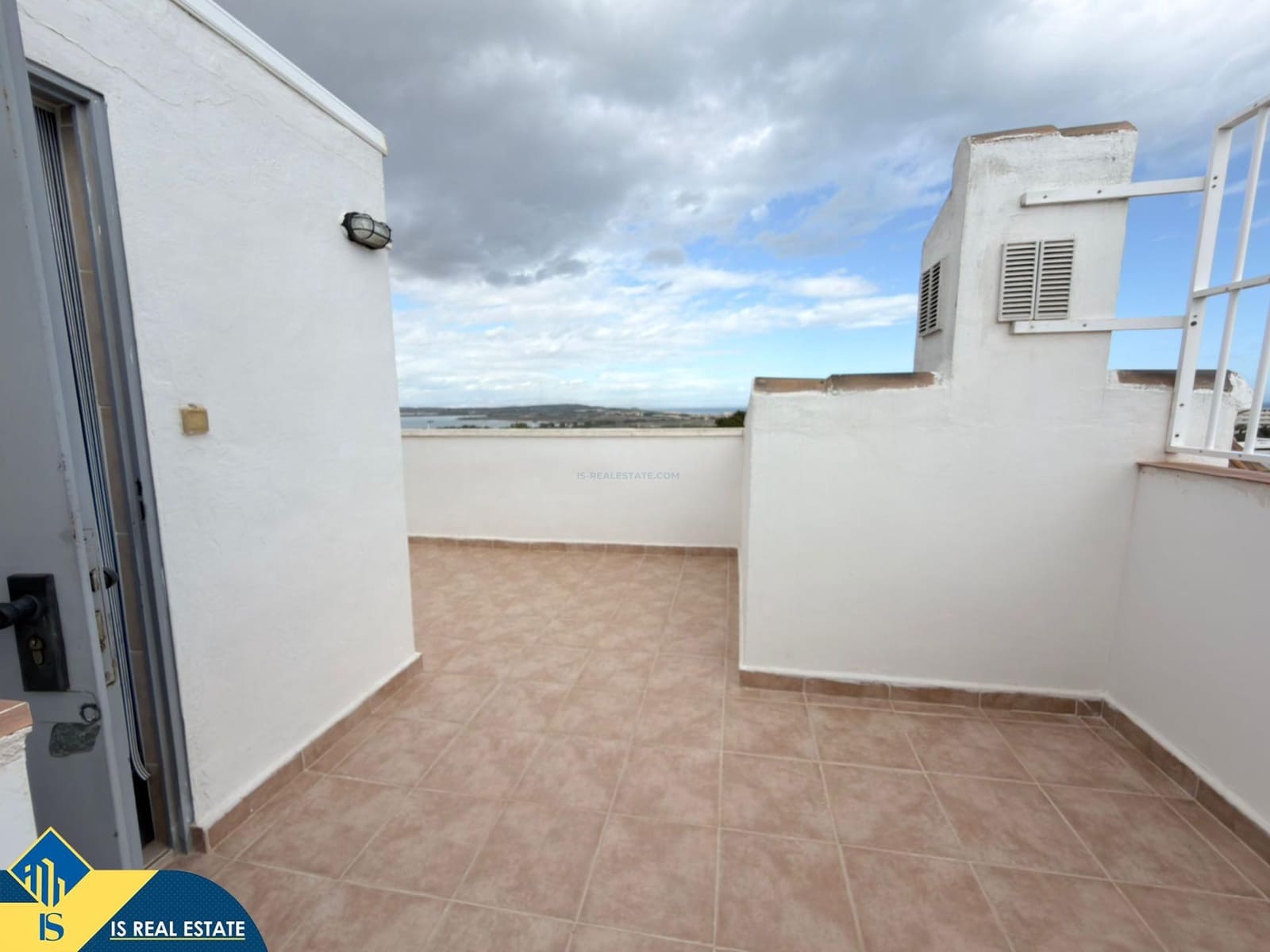 2 slaapkamer Penthouse te koop in Torrevieja met zwembad garage - € 147.500 (Ref: 9591364)
