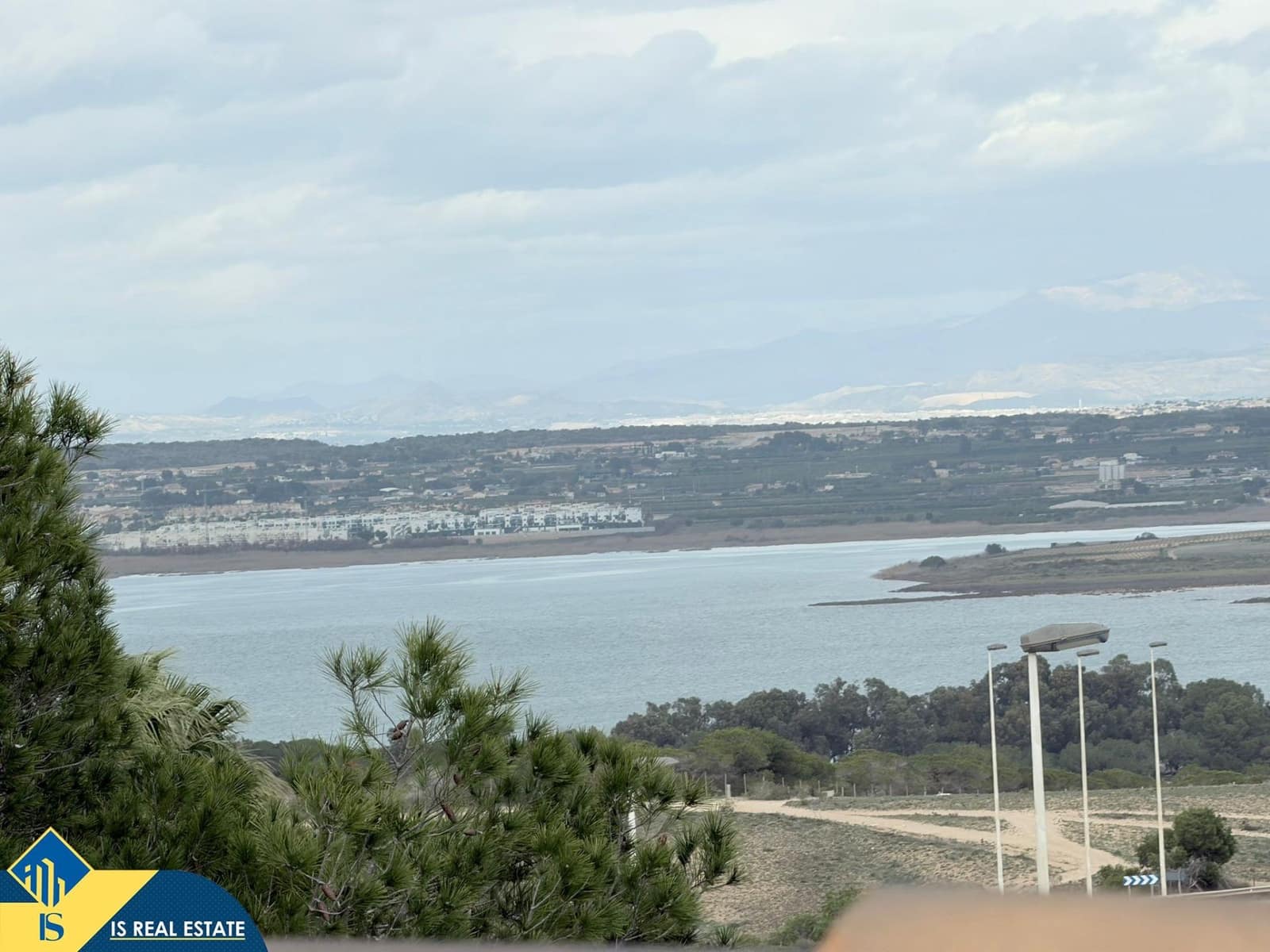 2 slaapkamer Penthouse te koop in Torrevieja met zwembad garage - € 147.500 (Ref: 9591364)