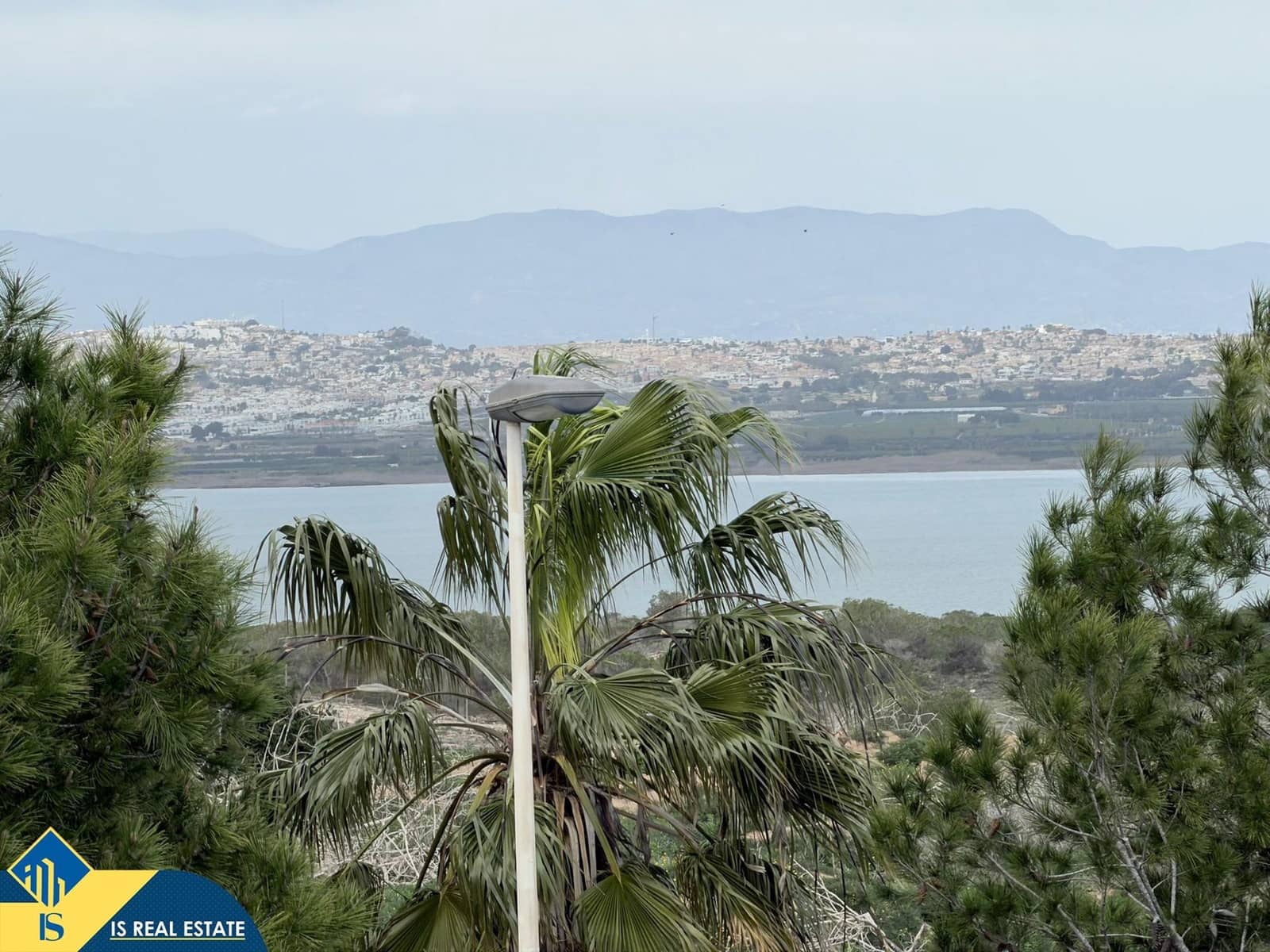 2 slaapkamer Penthouse te koop in Torrevieja met zwembad garage - € 147.500 (Ref: 9591364)