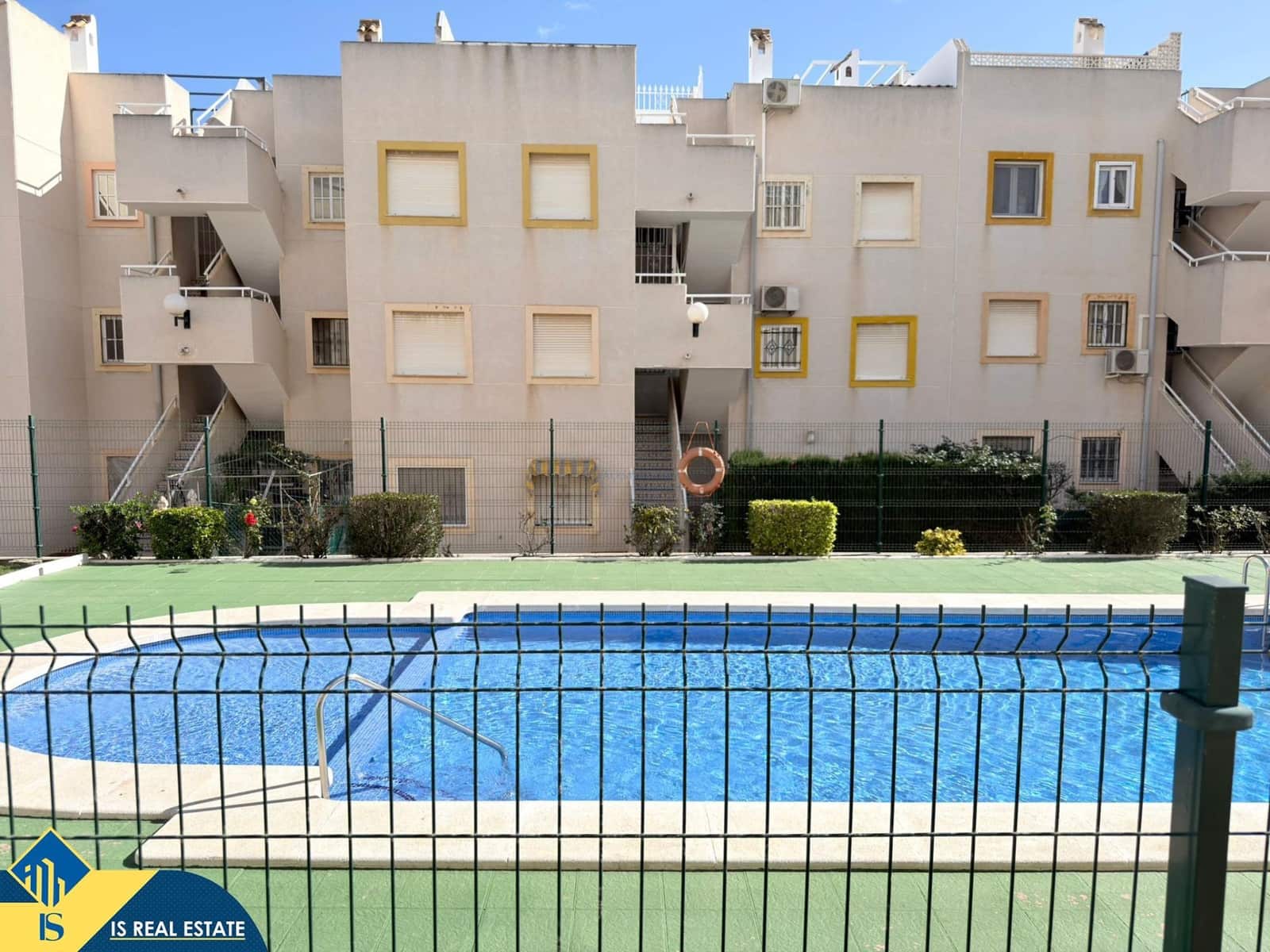 2 slaapkamer Penthouse te koop in Torrevieja met zwembad garage - € 147.500 (Ref: 9591364)