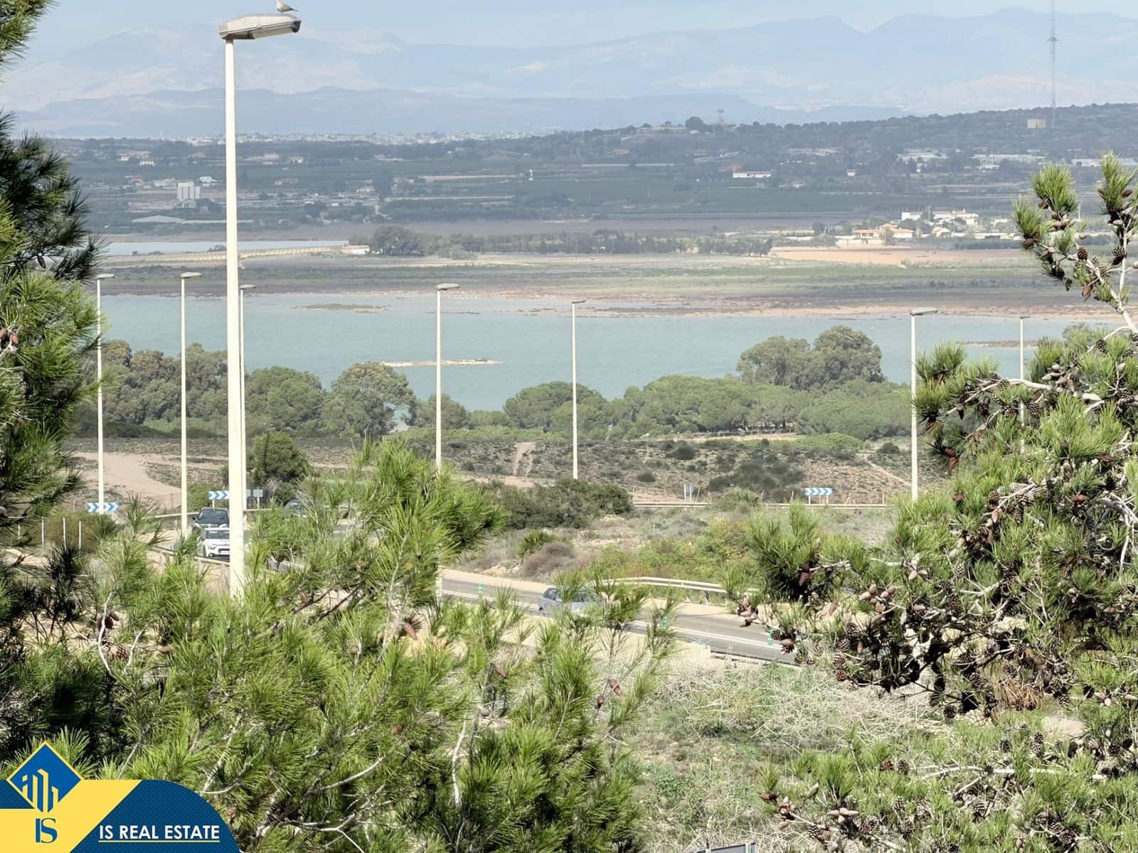 2 slaapkamer Penthouse te koop in Torrevieja met zwembad garage - € 147.500 (Ref: 9591364)