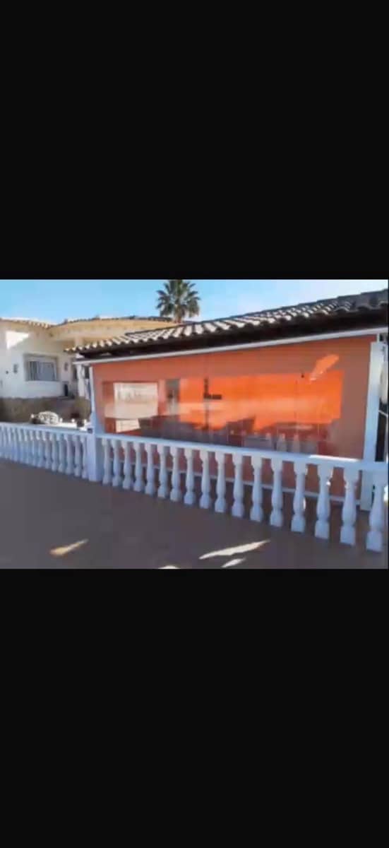 3 soveværelse Villa til salg i Catral med swimmingpool - € 394.900 (Ref: 9591366)